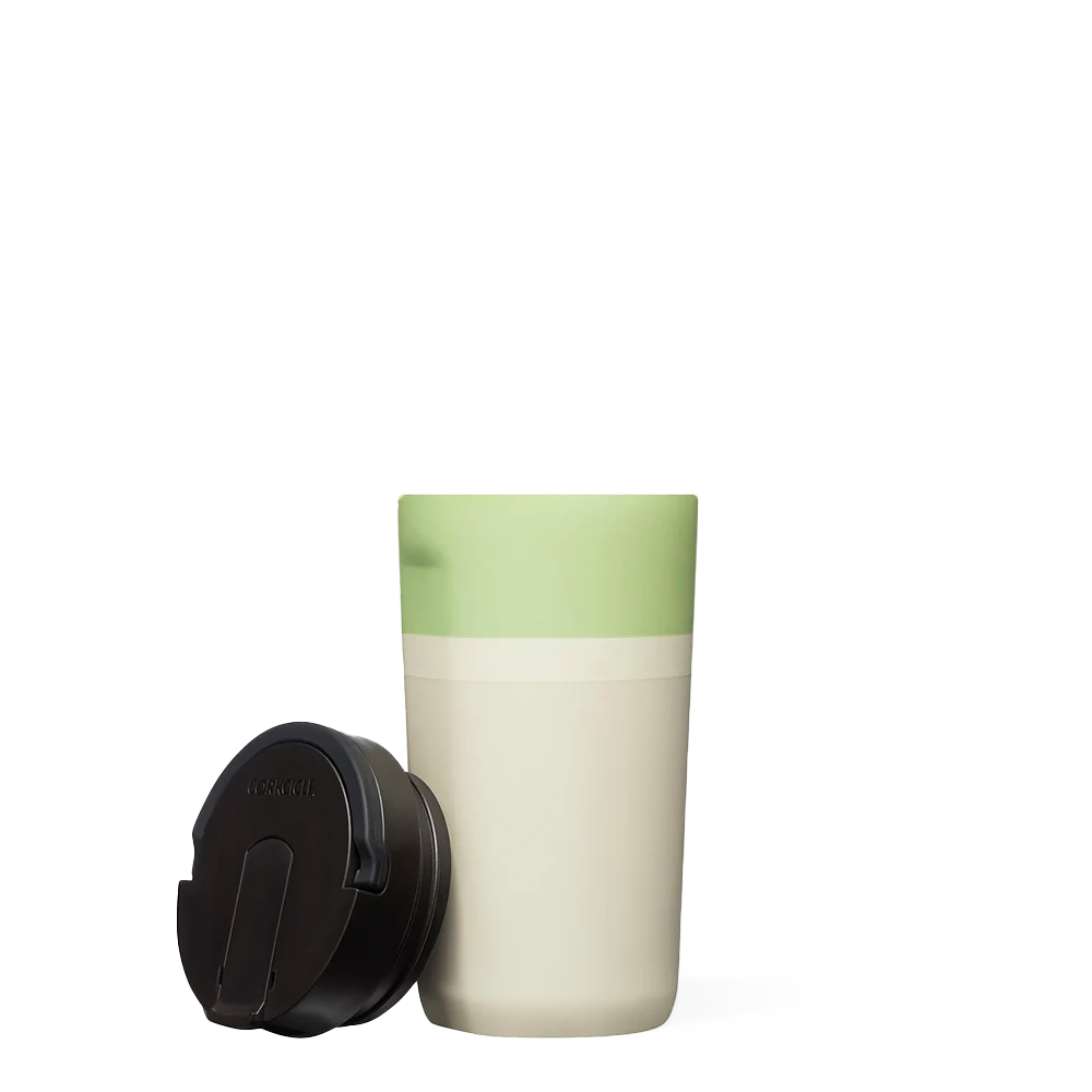 star-warstm-kids-cup-z8 0b29a0bde323--grogu-kids-cup-product-lid-off.png
