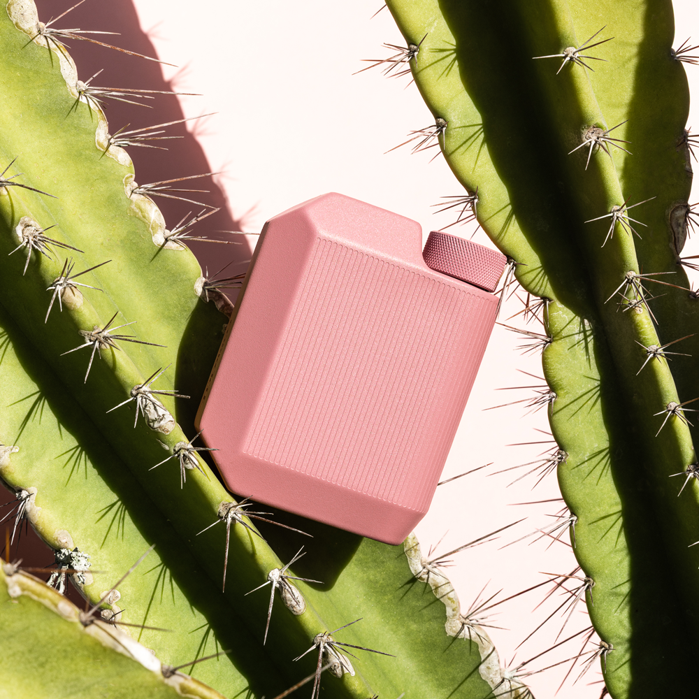 cool-flask-j5 6c7babc2d202--Flask-Lifestyle-7.png
