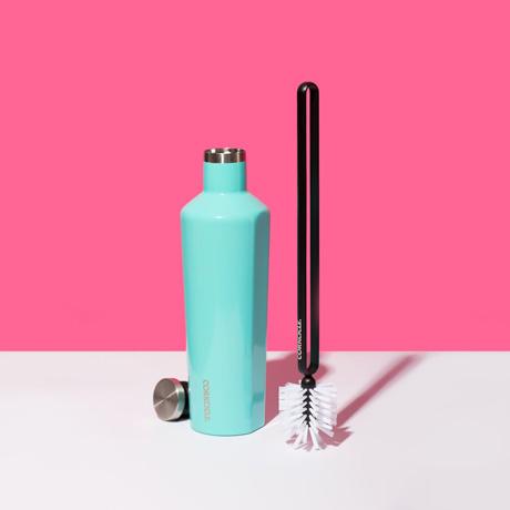 bottle-brush-y5 accessories_bottlebrush_lifestyle.jpg